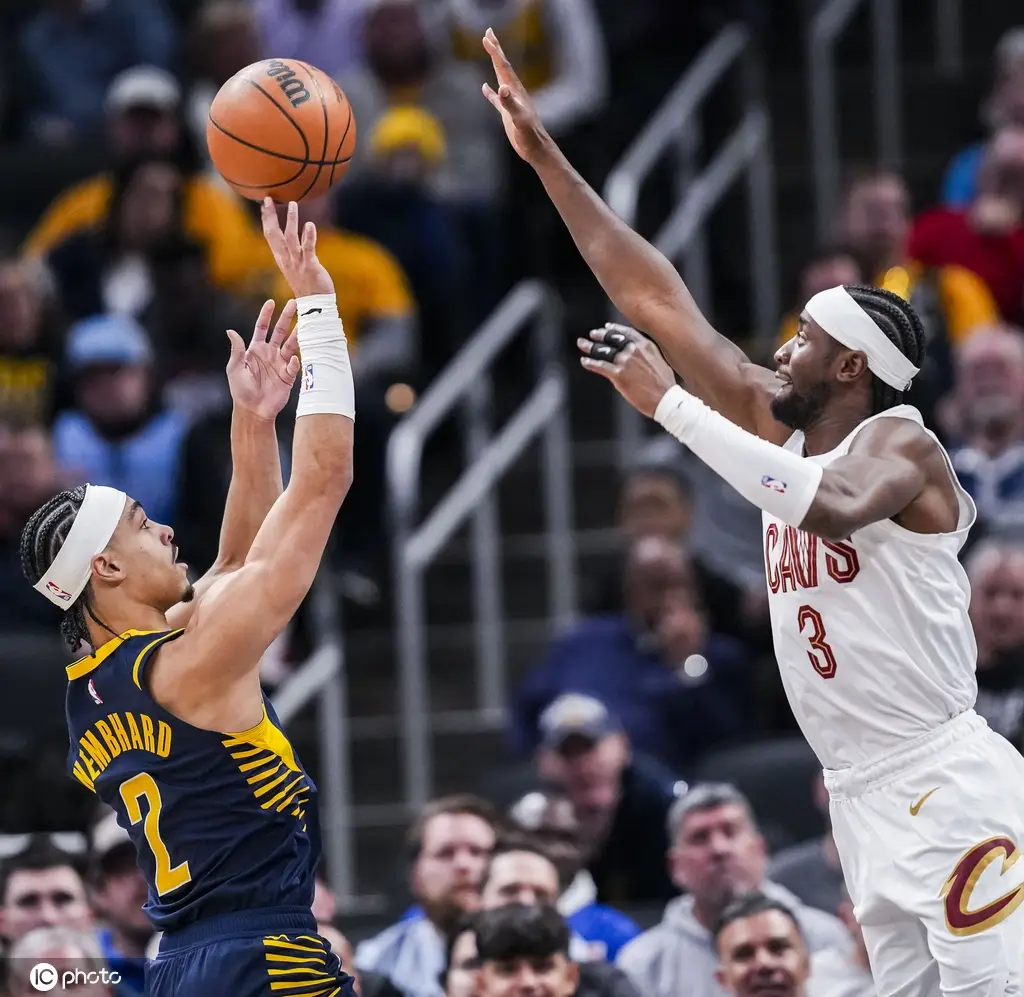 开云体育app-兰帕德切尔西必须续约特里