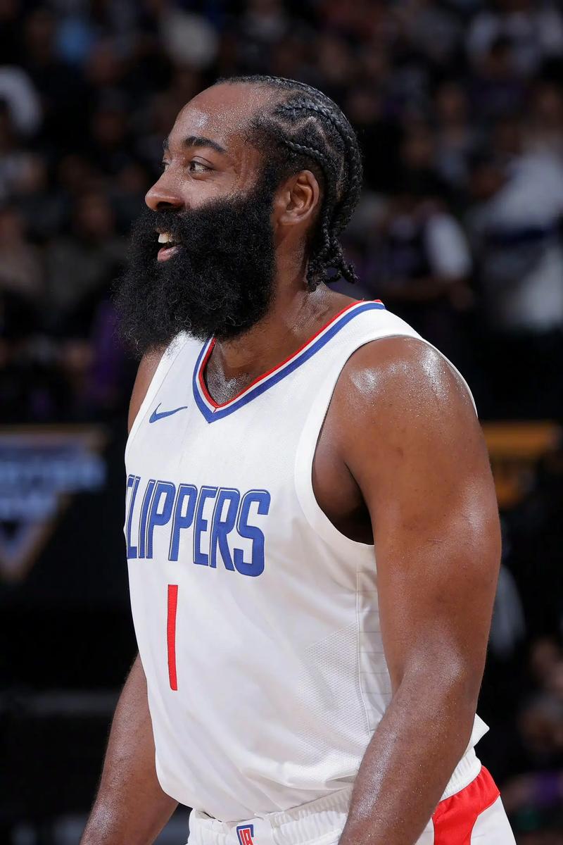 开云体育下载-Ning迎来二十赛季出色发挥，快船观众热烈欢呼！气势如虹延续的简单介绍