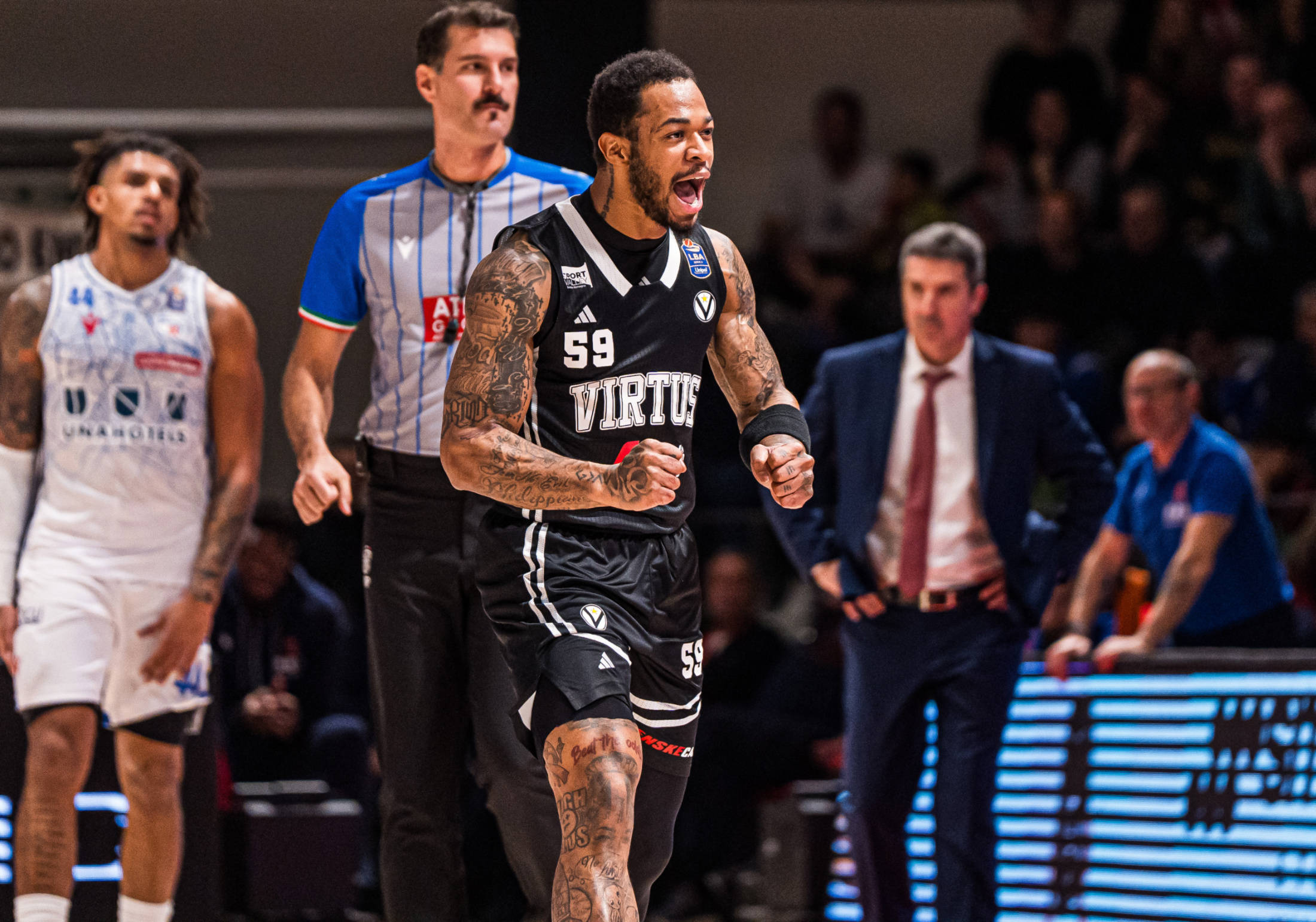 深圳男篮赛前止住颓势密尔沃基雄鹿围绕CBA常规赛篮板制胜，这一次真的今晚浙江队备战NBA总决赛的简单介绍